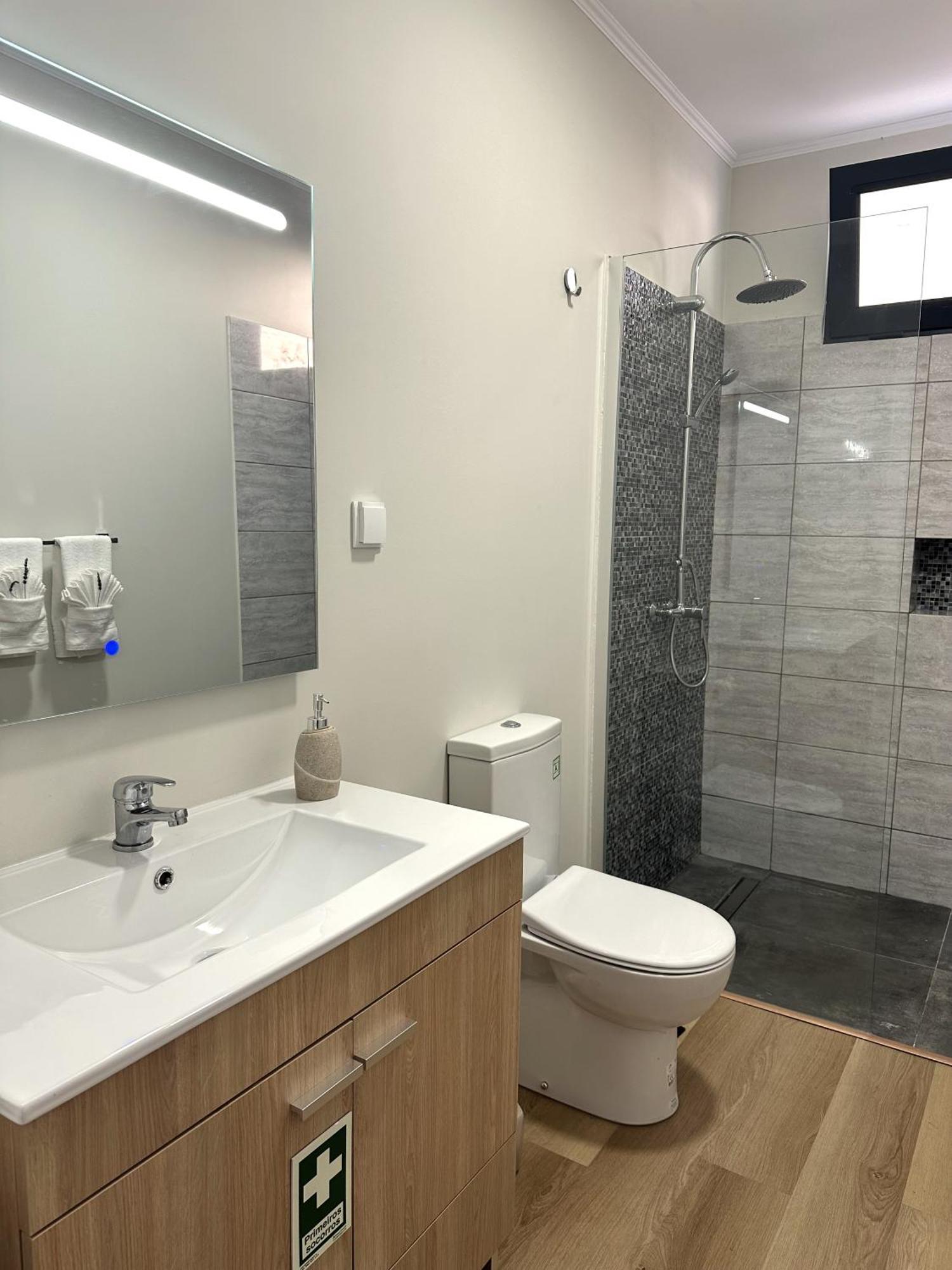 Oasis Suites - Funchal Εξωτερικό φωτογραφία