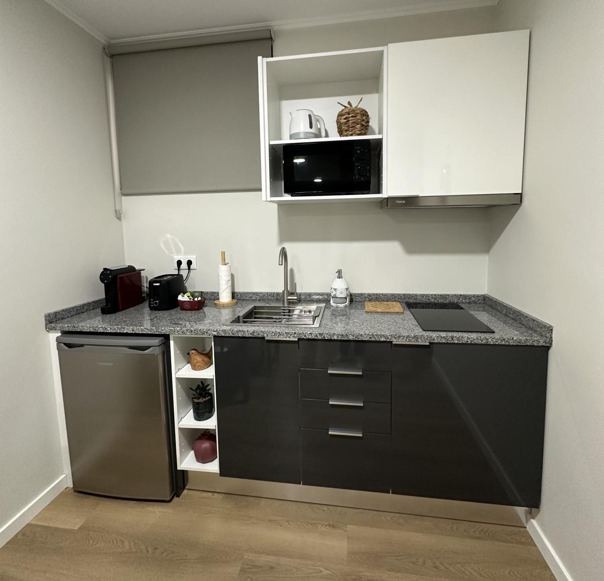 Oasis Suites - Funchal Εξωτερικό φωτογραφία