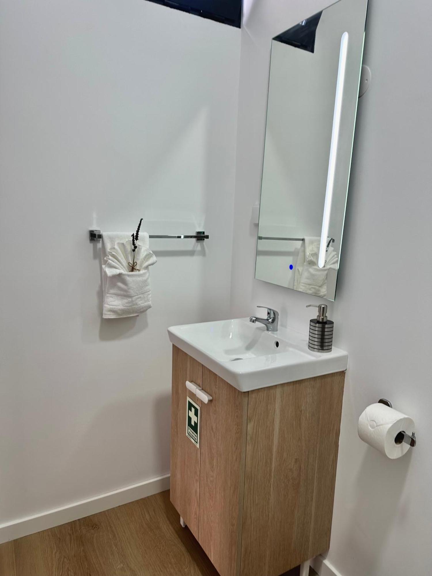 Oasis Suites - Funchal Εξωτερικό φωτογραφία